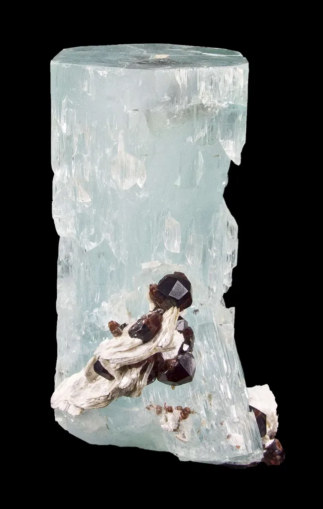 Aquamarine, Spessartine, Mica, Feldspar - image 8