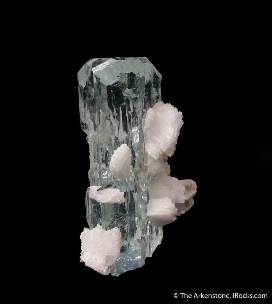 Aquamarine with Albite and Muscovite - image 2