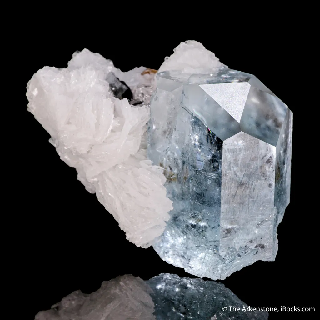 Aquamarine with Muscovite, Cleavelandite, and Fluorite - image 2