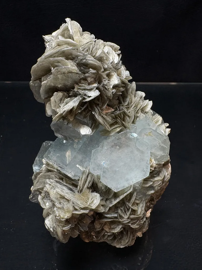 Aquamarine with Muscovite (complete 360) - image 8