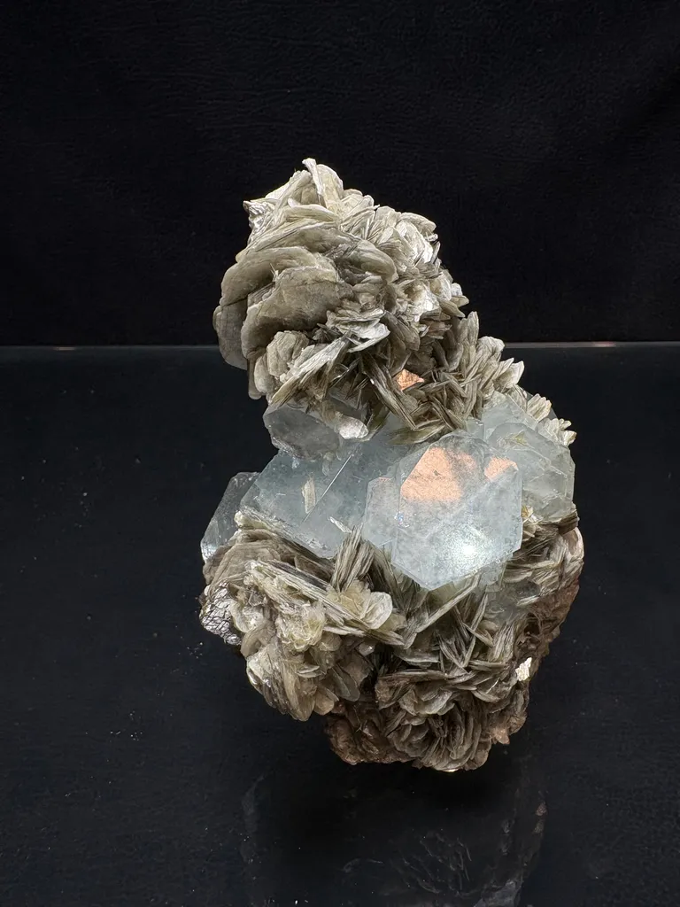 Aquamarine with Muscovite (complete 360) - image 7