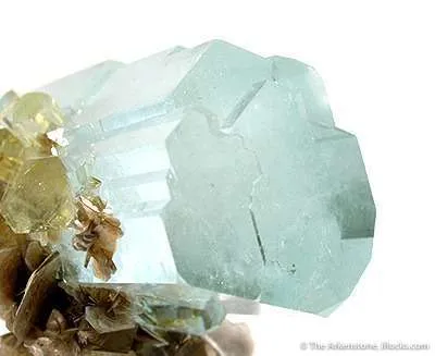 Aquamarine With Muscovite - image 4