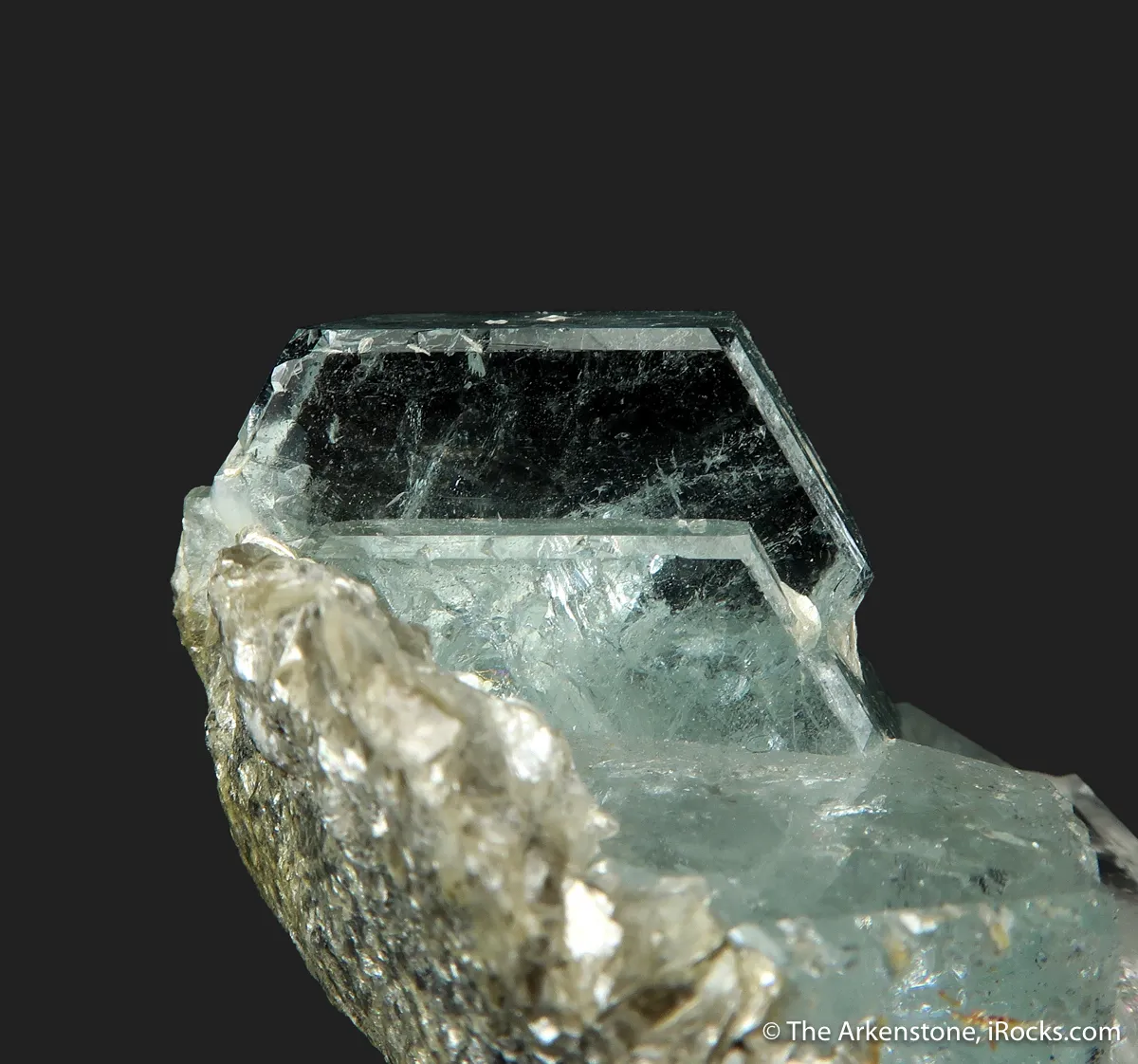 Aquamarine with Quartz, on Muscovite - image 2