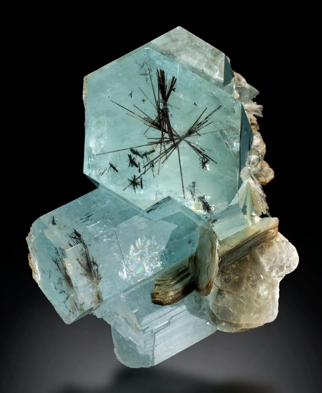 Aquamarine with Rutile inclusions - image 1