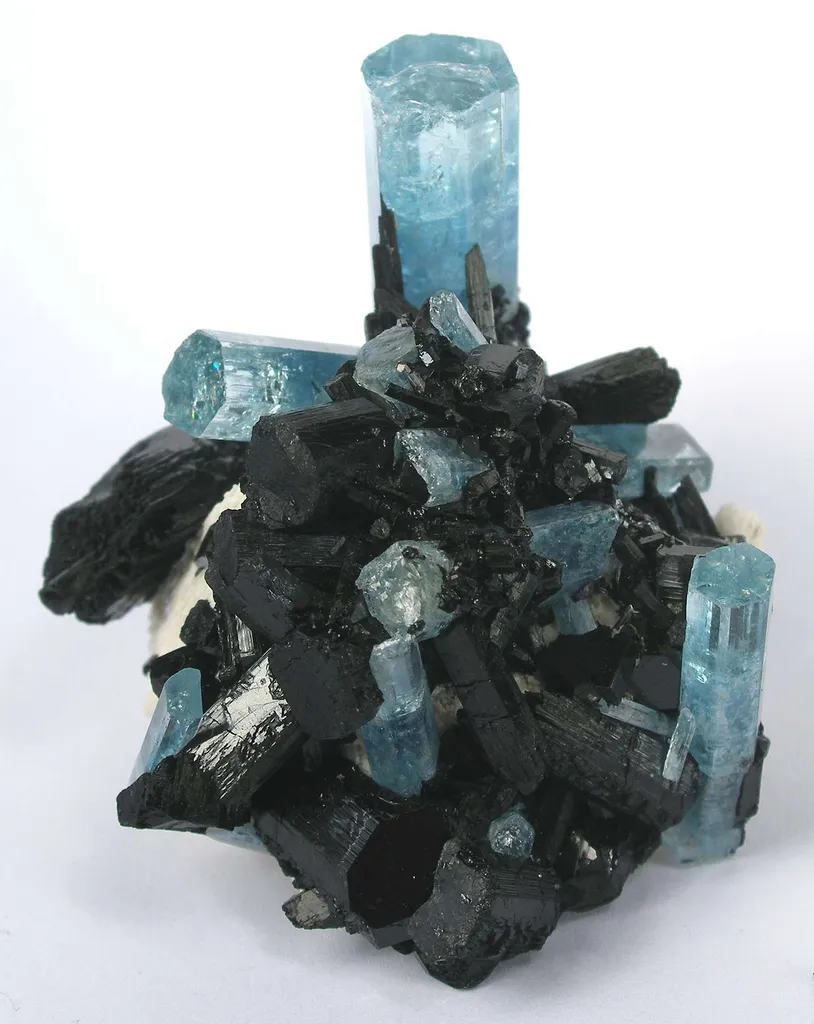 Aquamarine With Schorl - image 2