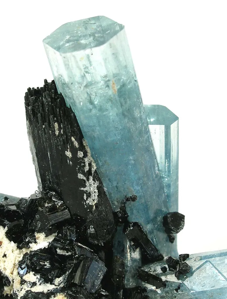 Aquamarine With Schorl - image 3