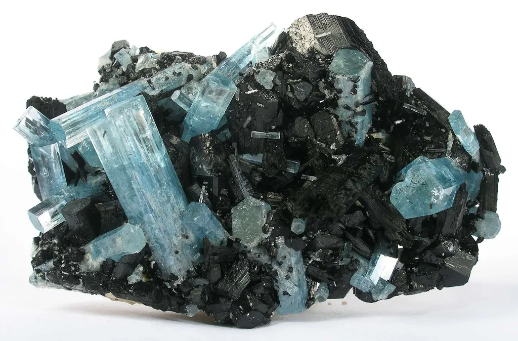 Aquamarine With Schorl image