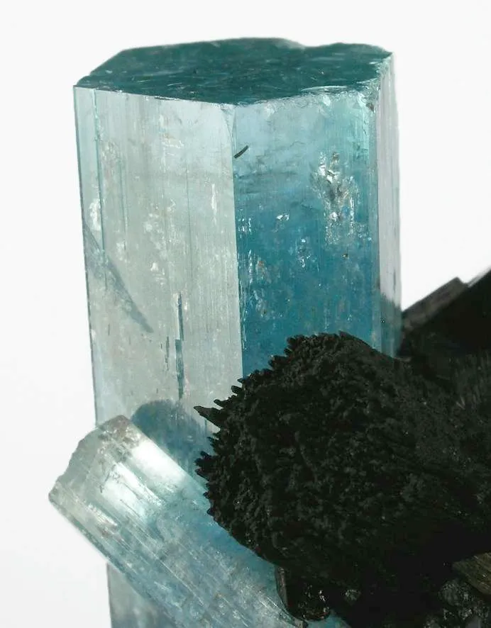 Aquamarine With Schorl - image 4