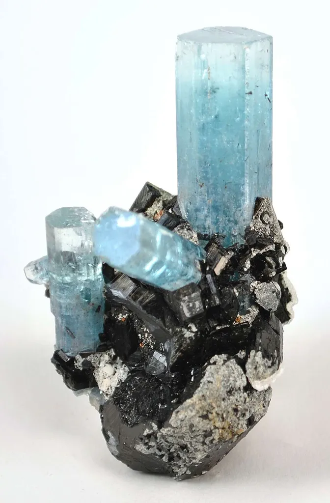 Aquamarine With Schorl image