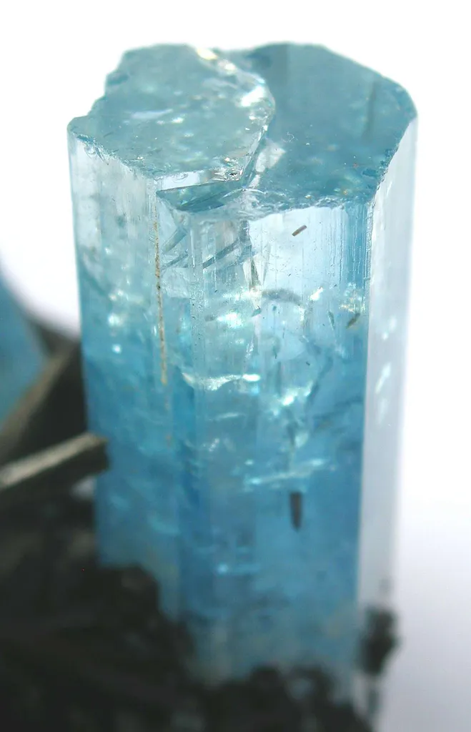 Aquamarine With Schorl - image 3