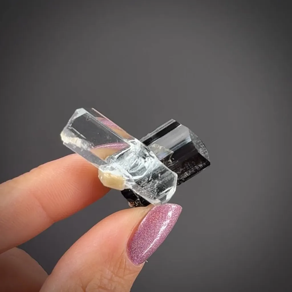 Aquamarine with Schorl - image 2