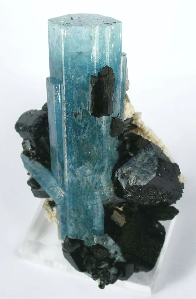 Aquamarine With Schorl - image 2