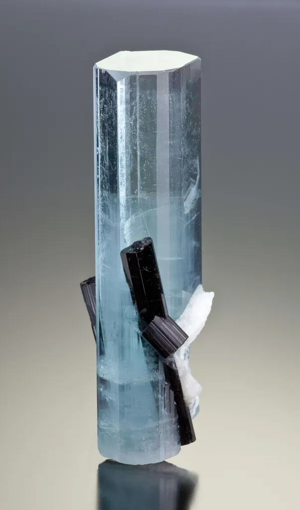 Aquamarine With Schorl - image 2