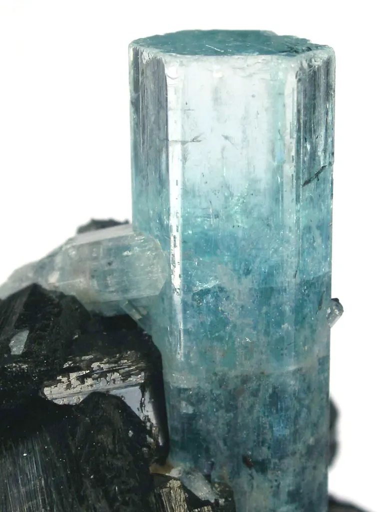 Aquamarine With Schorl - image 4