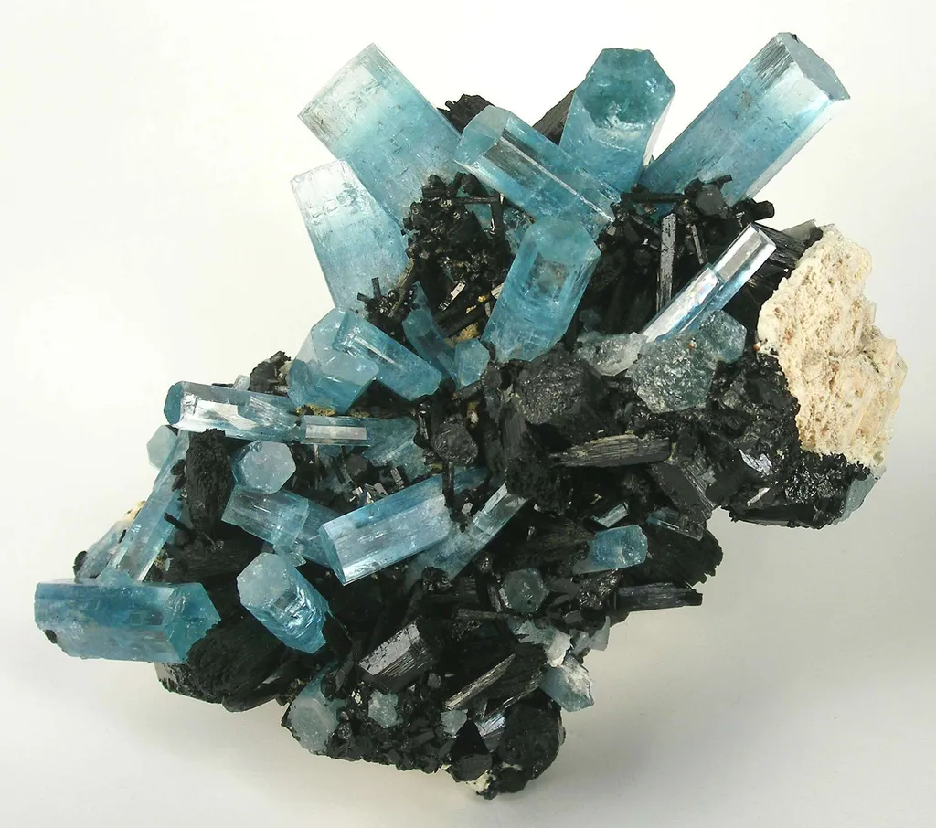 Aquamarine With Schorl image