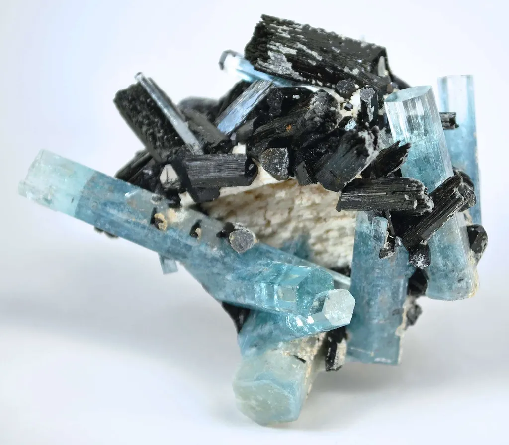 Aquamarine With Schorl image