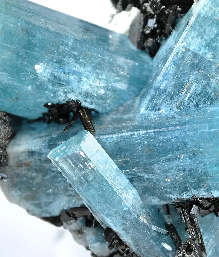 Aquamarine With Schorl - image 4