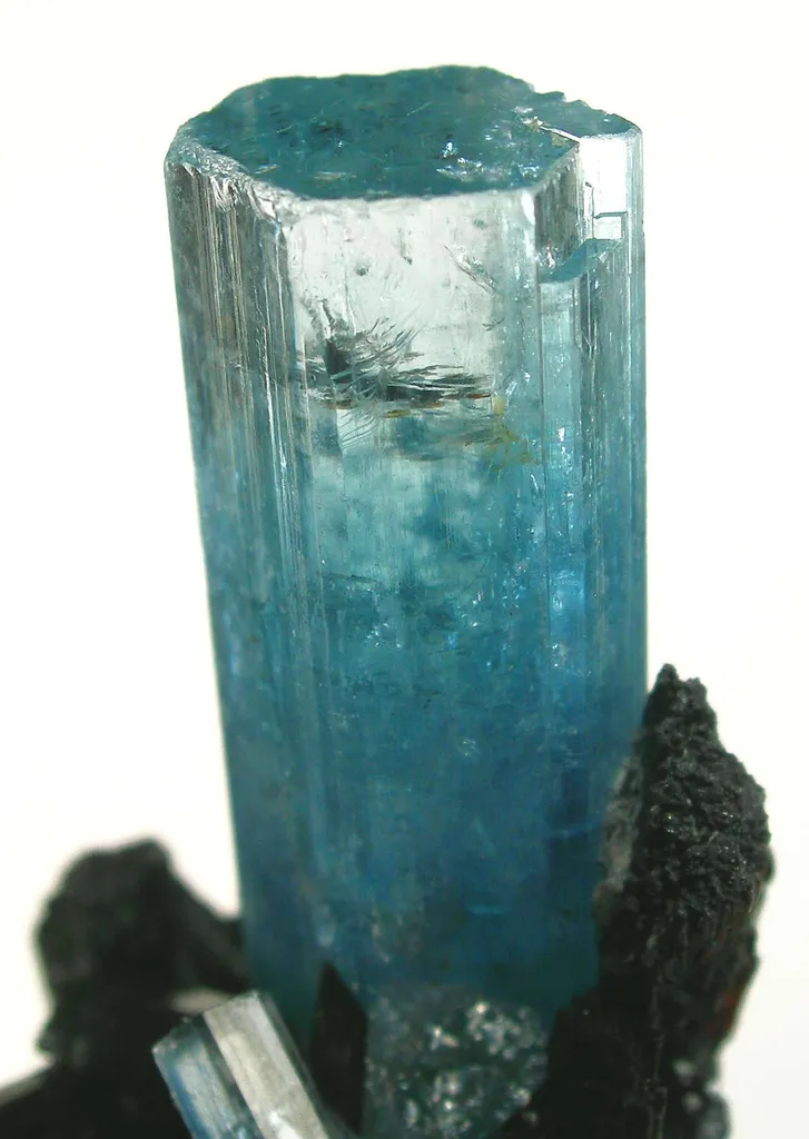 Aquamarine With Schorl - image 3