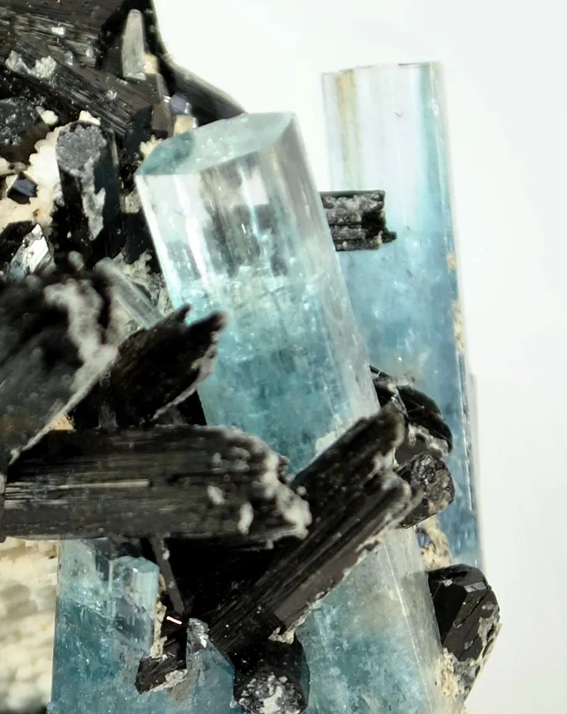 Aquamarine With Schorl - image 3