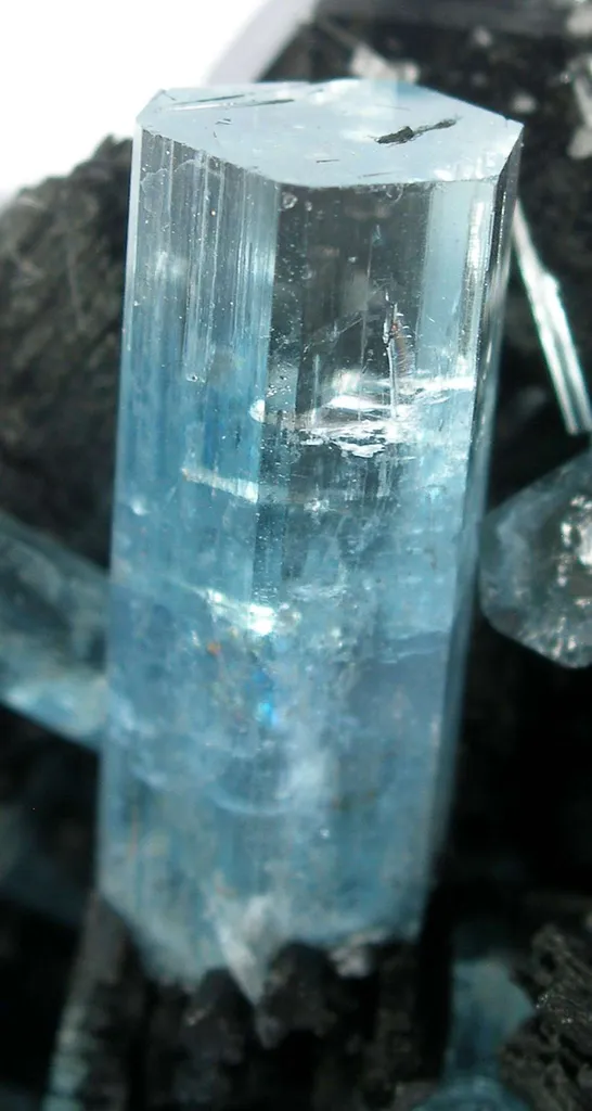 Aquamarine With Schorl - image 4