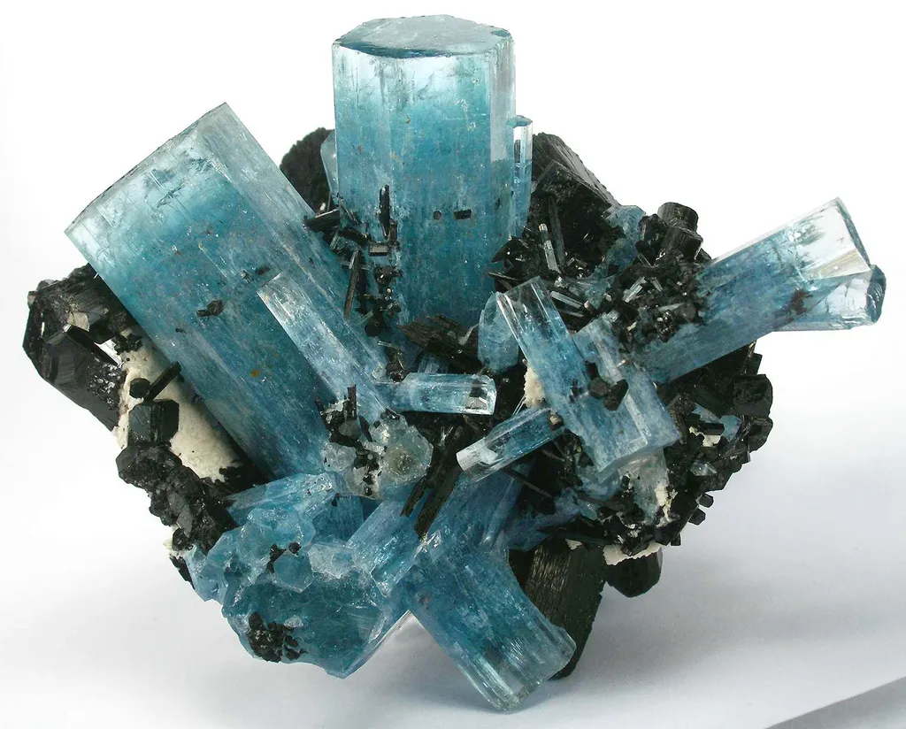 Aquamarine With Schorl - image 3