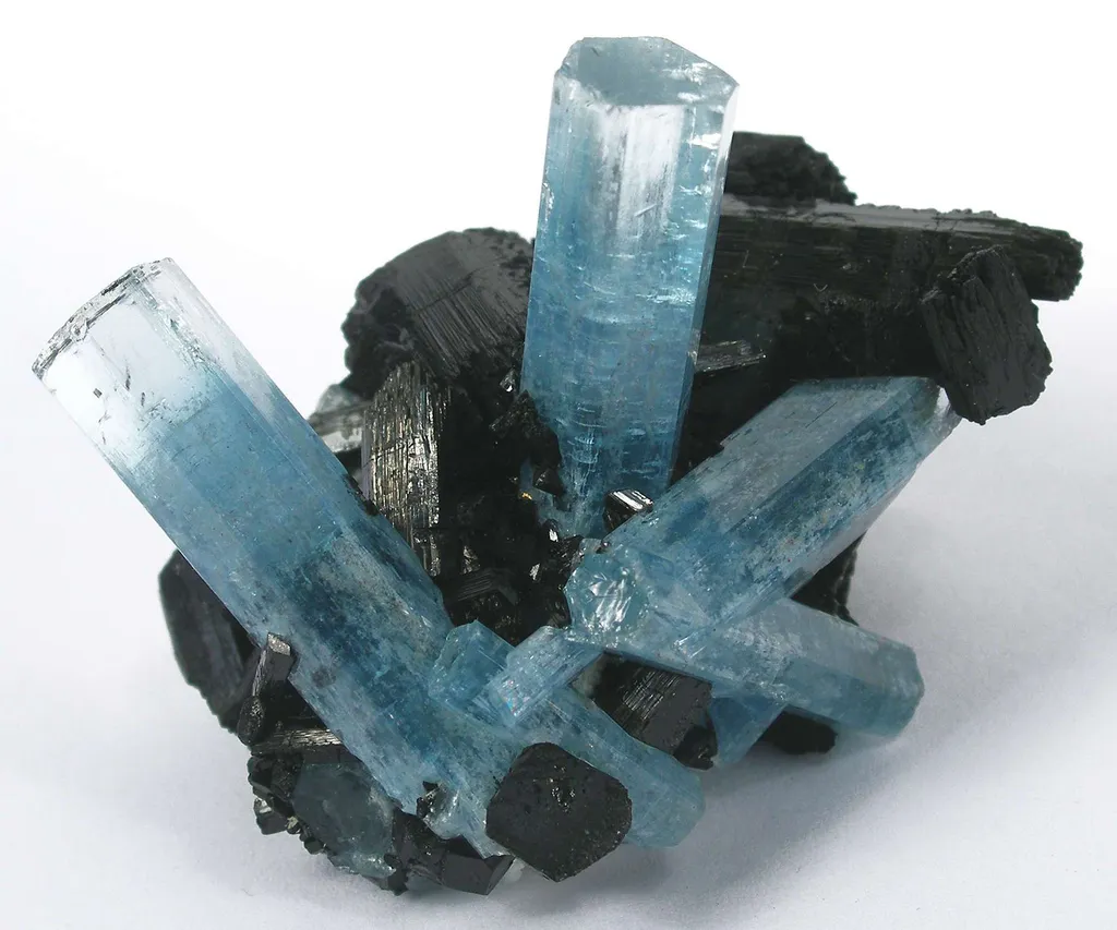 Aquamarine With Schorl - image 3