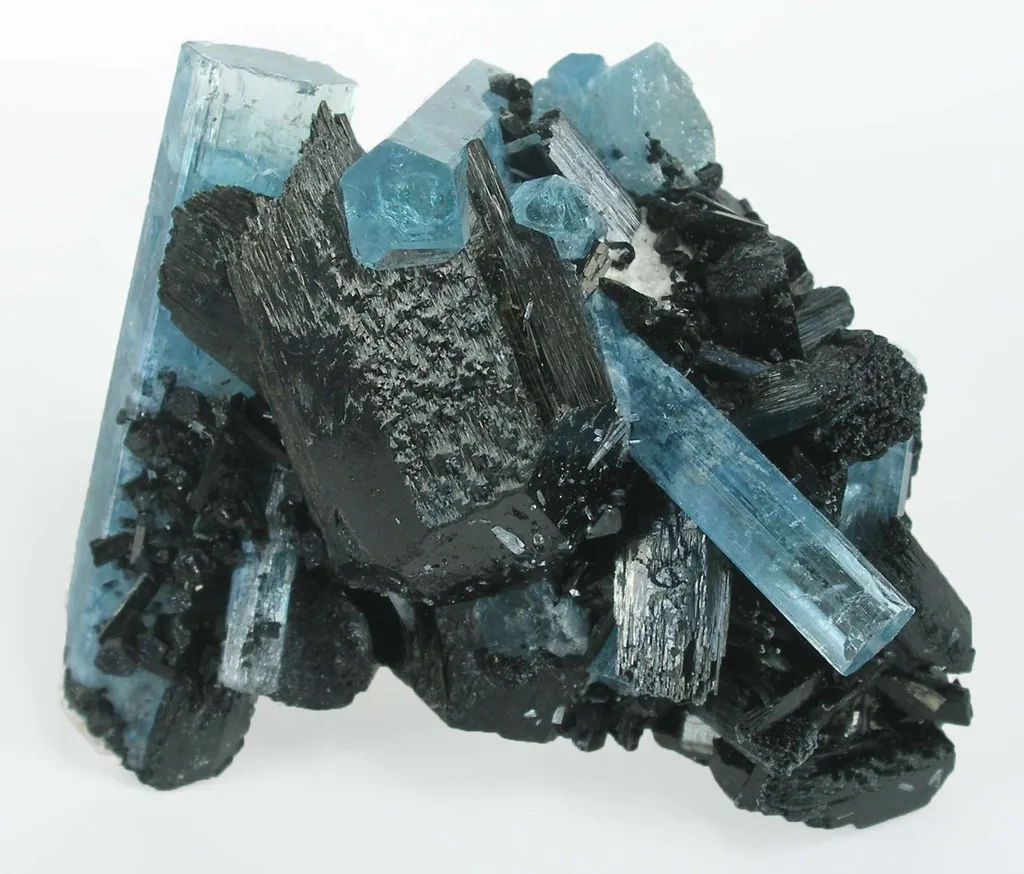 Aquamarine With Schorl image