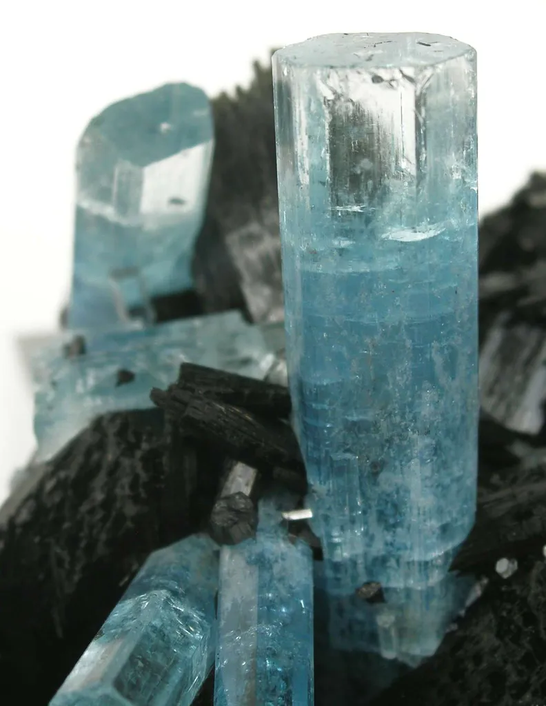 Aquamarine With Schorl - image 3