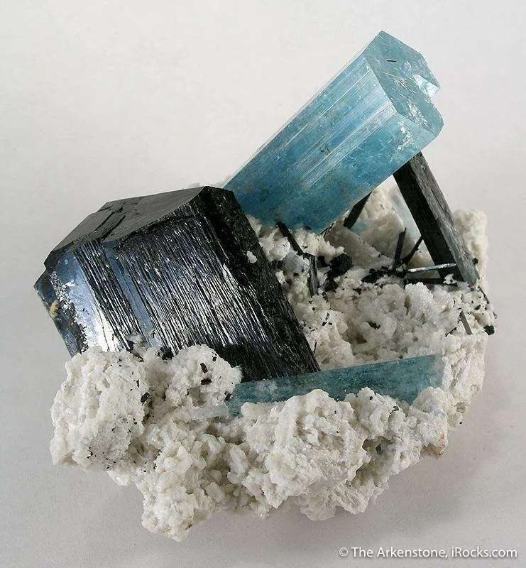 Aquamarine With Schorl image