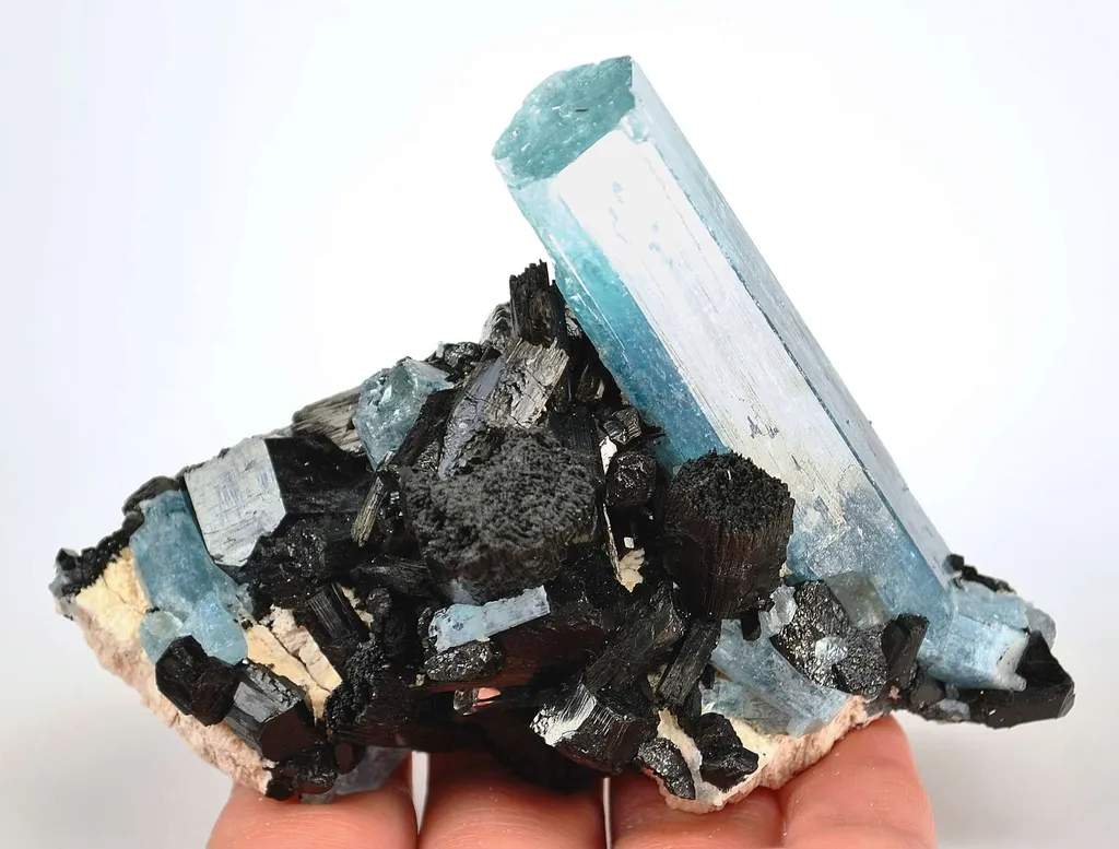 Aquamarine With Schorl - image 3