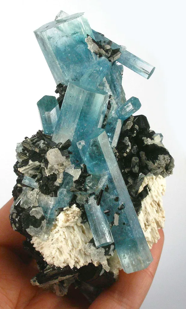 Aquamarine With Schorl - image 3