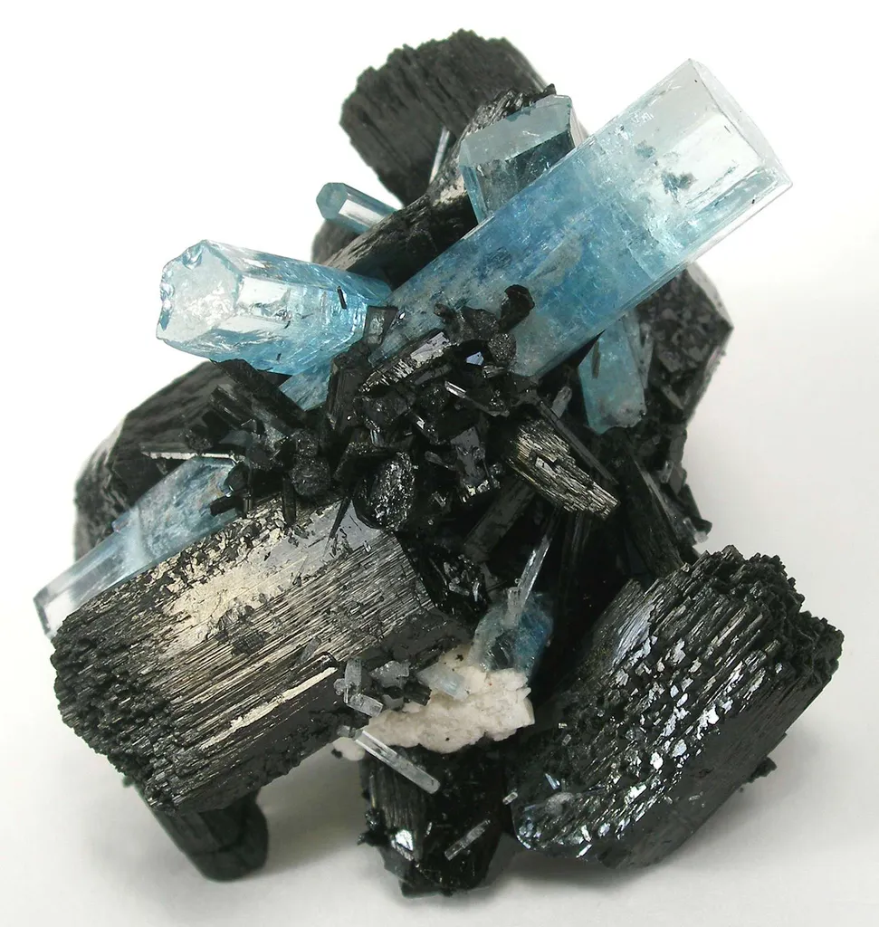 Aquamarine With Schorl - image 2