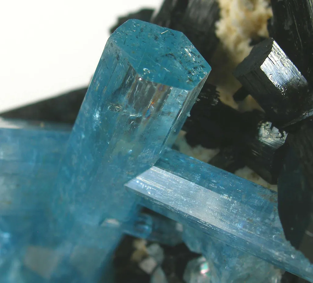 Aquamarine With Schorl - image 4