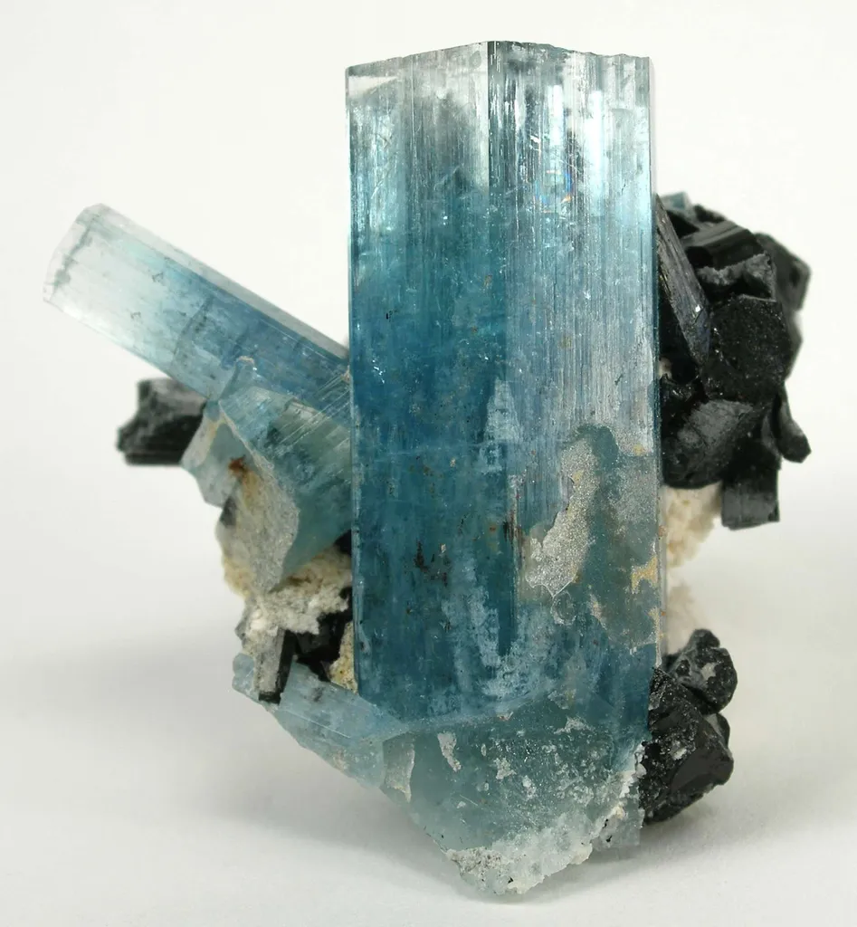 Aquamarine With Schorl - image 2