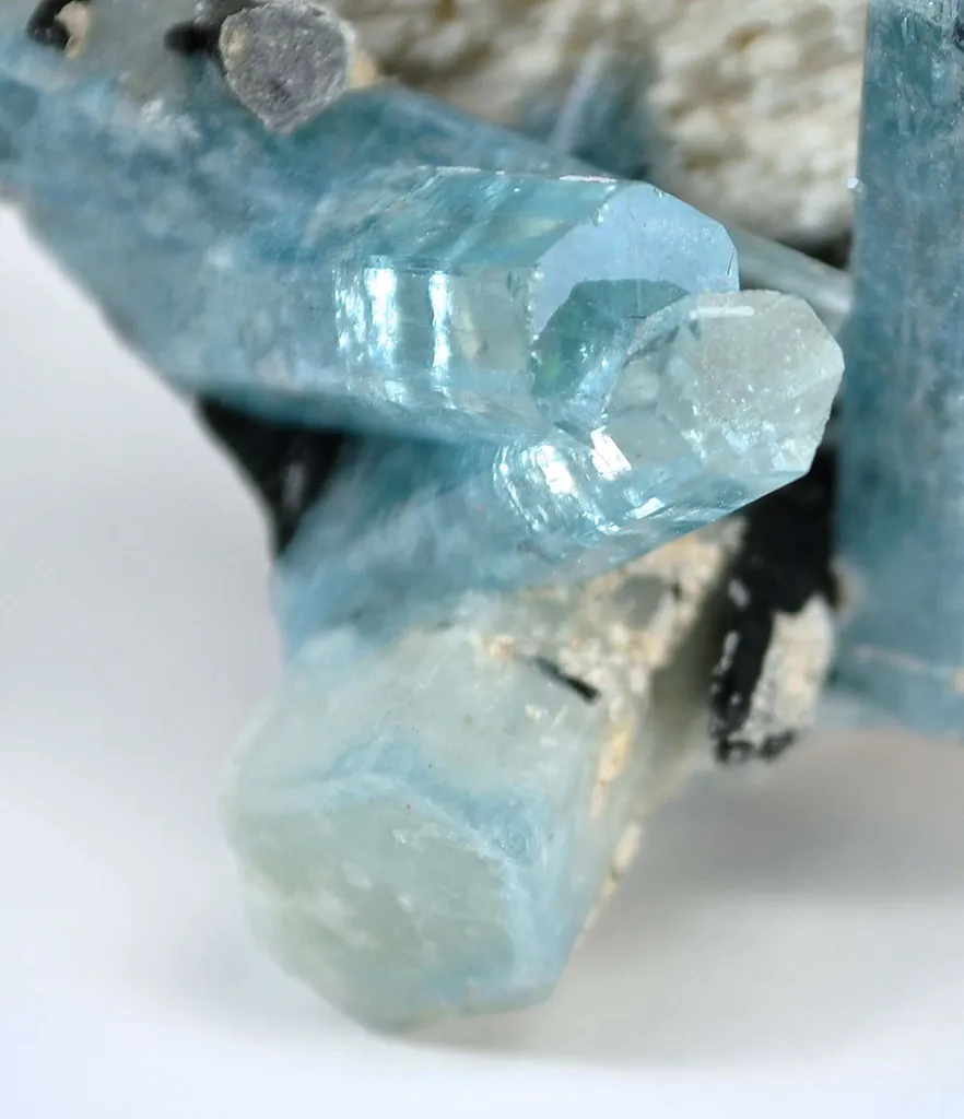 Aquamarine With Schorl - image 2
