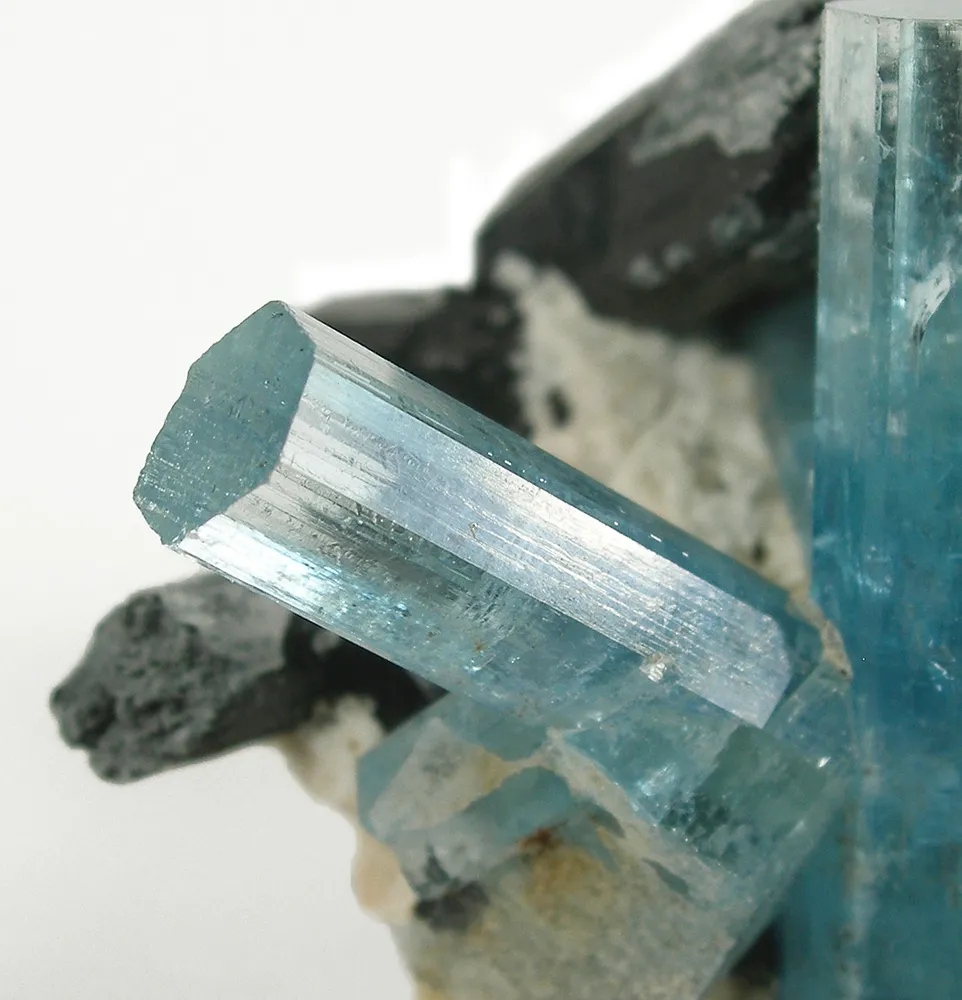 Aquamarine With Schorl - image 4