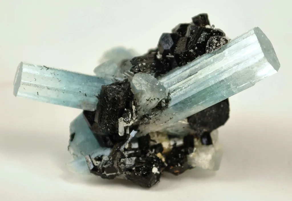 Aquamarine With Schorl image