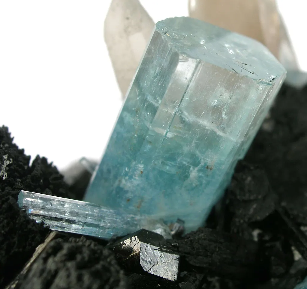 Aquamarine With Schorl - image 3