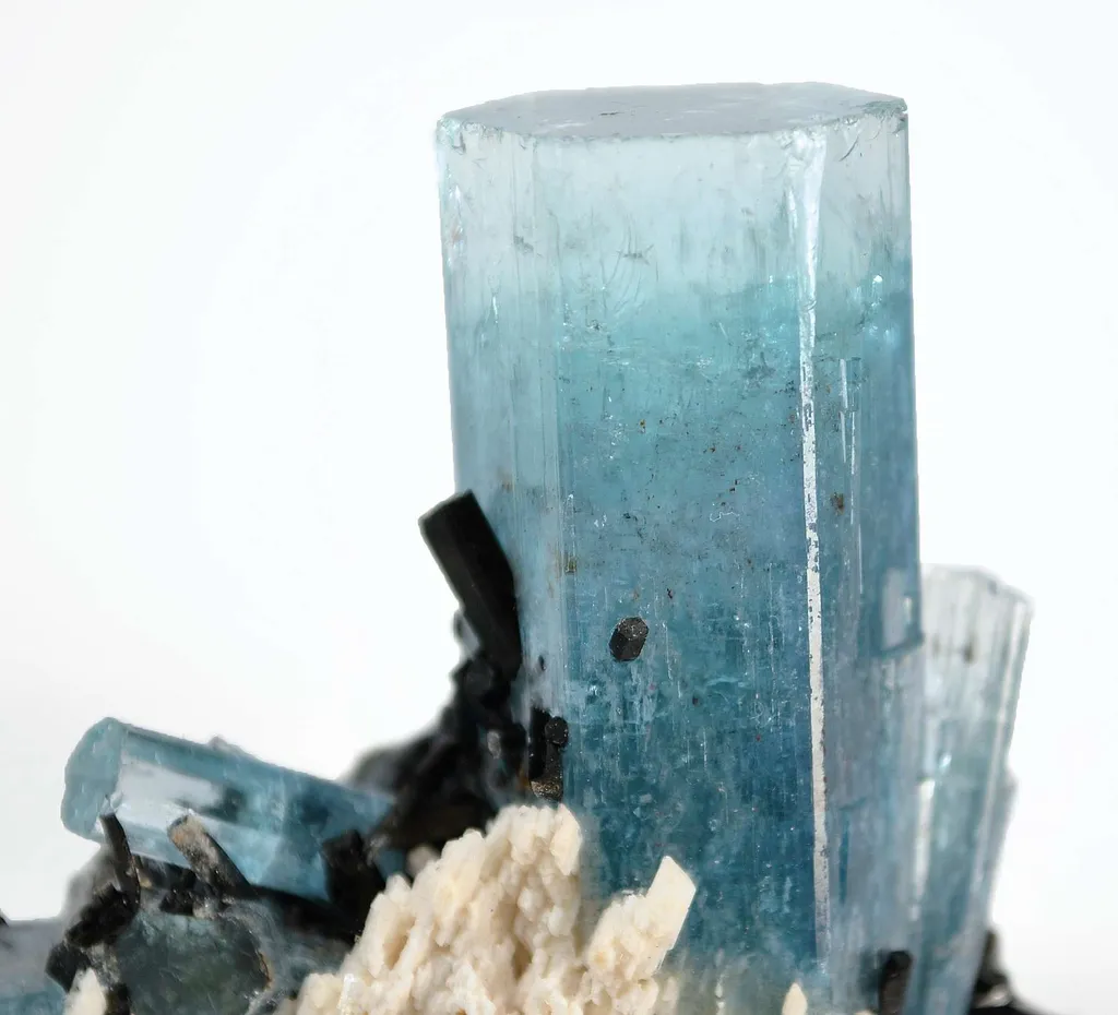 Aquamarine With Schorl - image 3