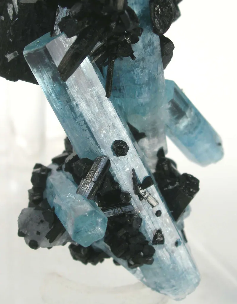Aquamarine With Schorl - image 3