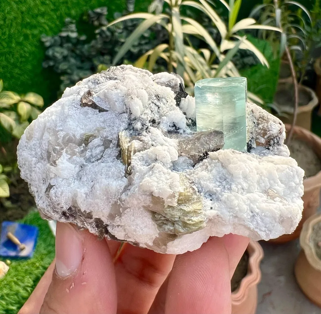 Aquamarine with Smoky Quartz and Albite from Afghanistan - image 5