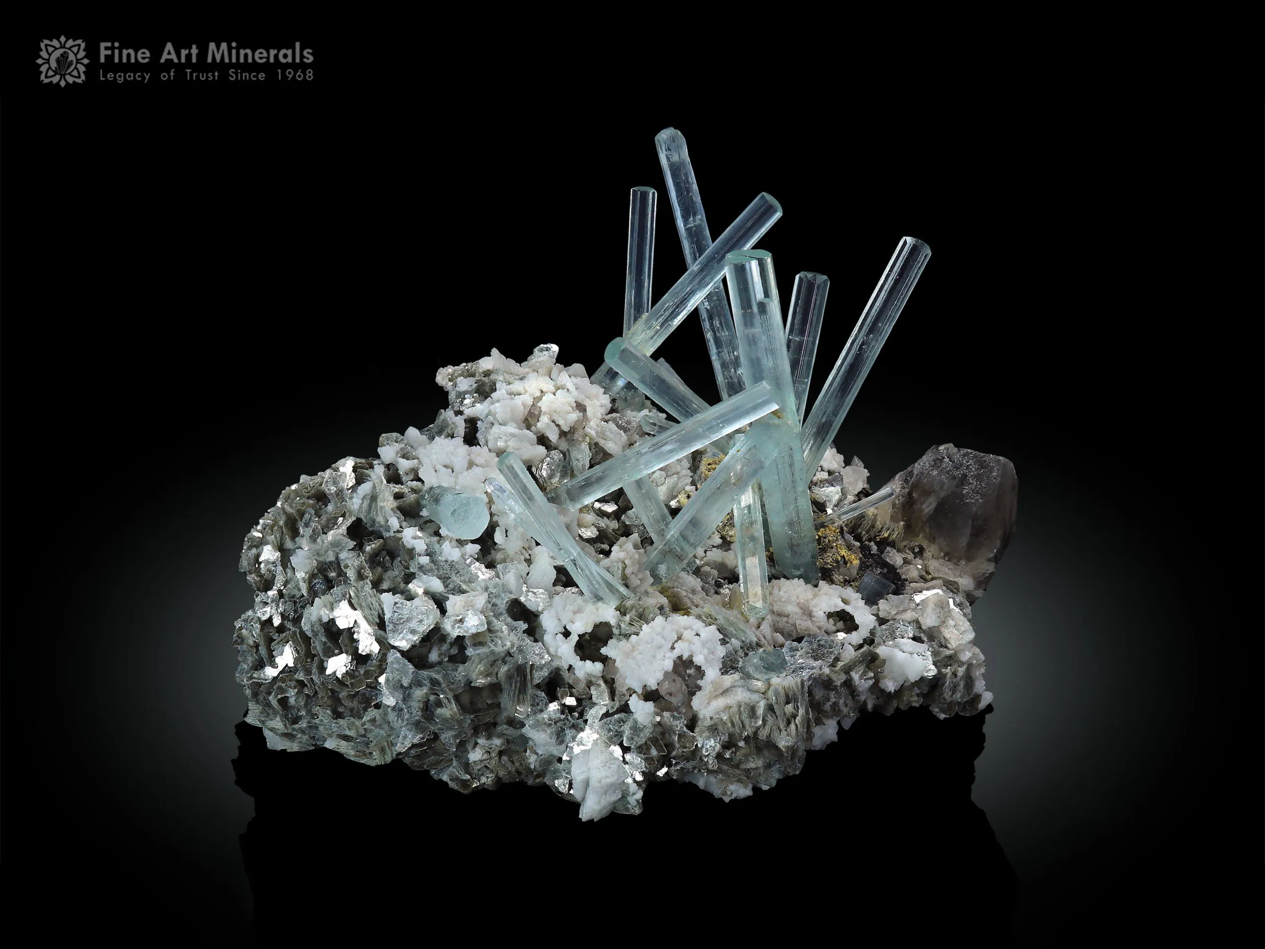 Aquamarine with Smoky Quartz from Pakistan - image 1