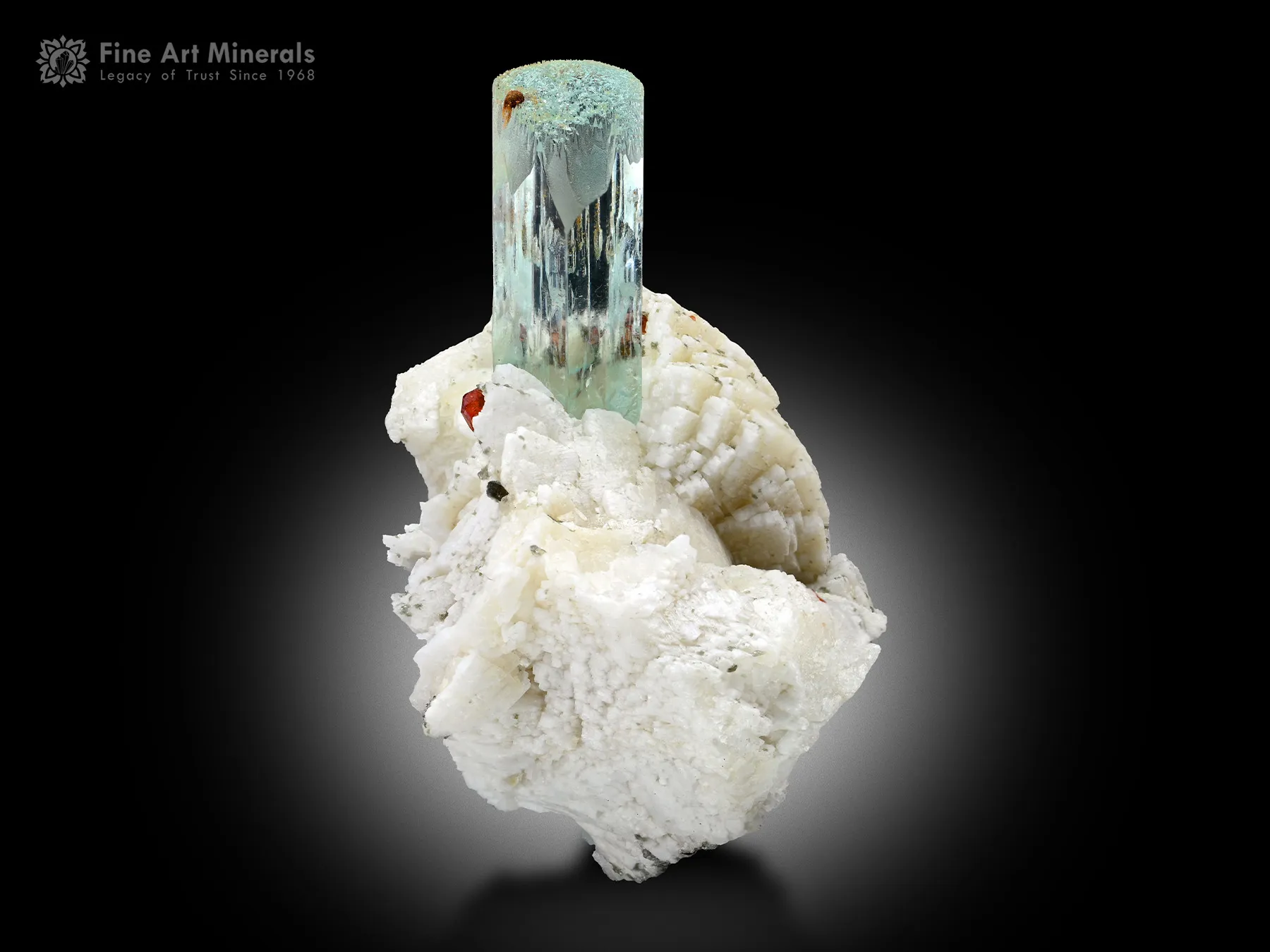 Aquamarine with Spessartine and Albite - image 3