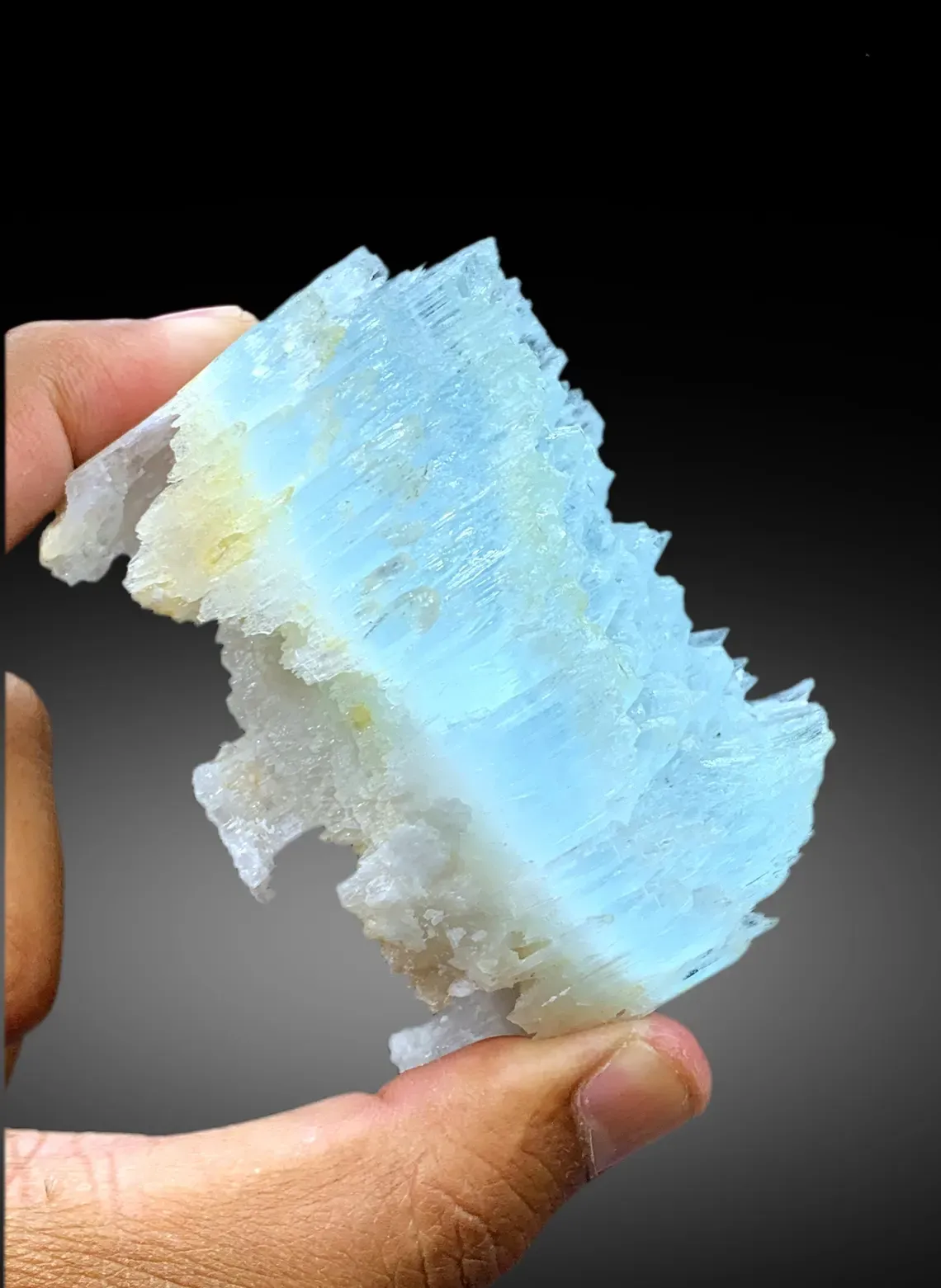 AquaMorganite Crystal with Etched Terminations, Scepter AquaMorganite Specimen - 388 gram - image 2