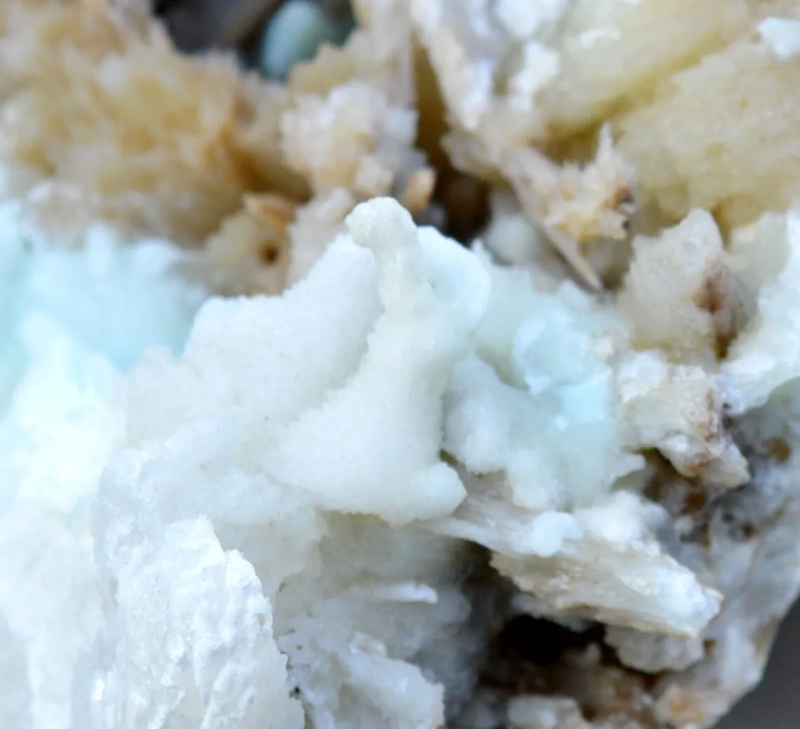 Aragonite 2305 grams - Profunda Mine, Cármenes, León, Castile and Leon, Spain - image 7