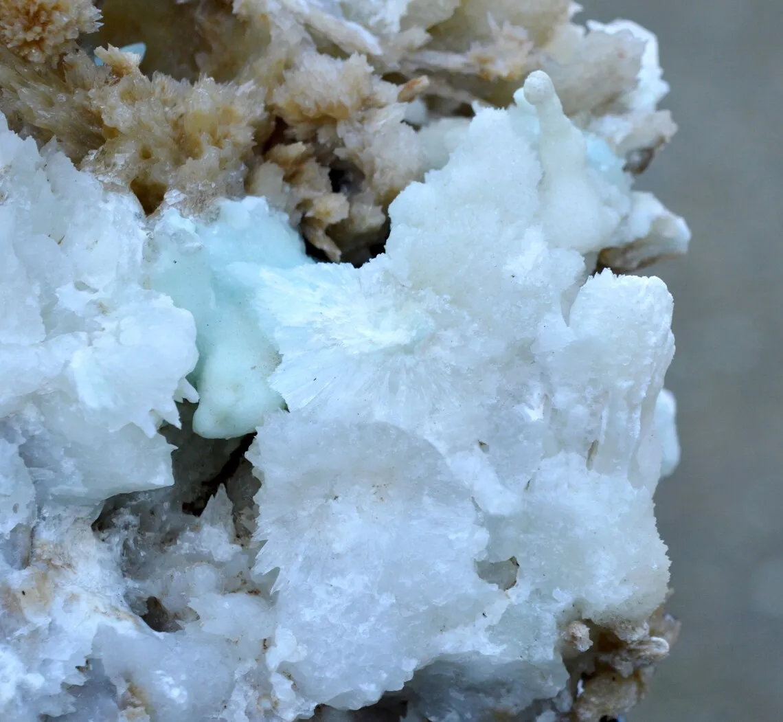 Aragonite 2305 grams - Profunda Mine, Cármenes, León, Castile and Leon, Spain - image 4