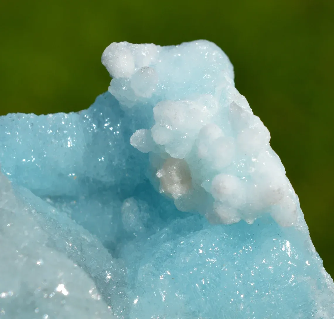 Aragonite - 389 grams - M'Fouati District, Bouenza Department, Congo - image 3