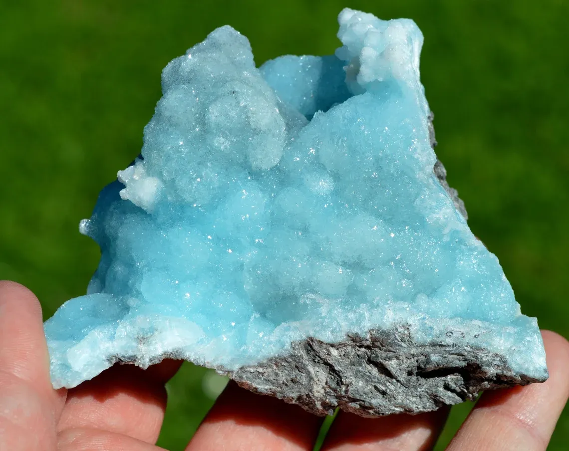 Aragonite - 389 grams - M'Fouati District, Bouenza Department, Congo - image 1