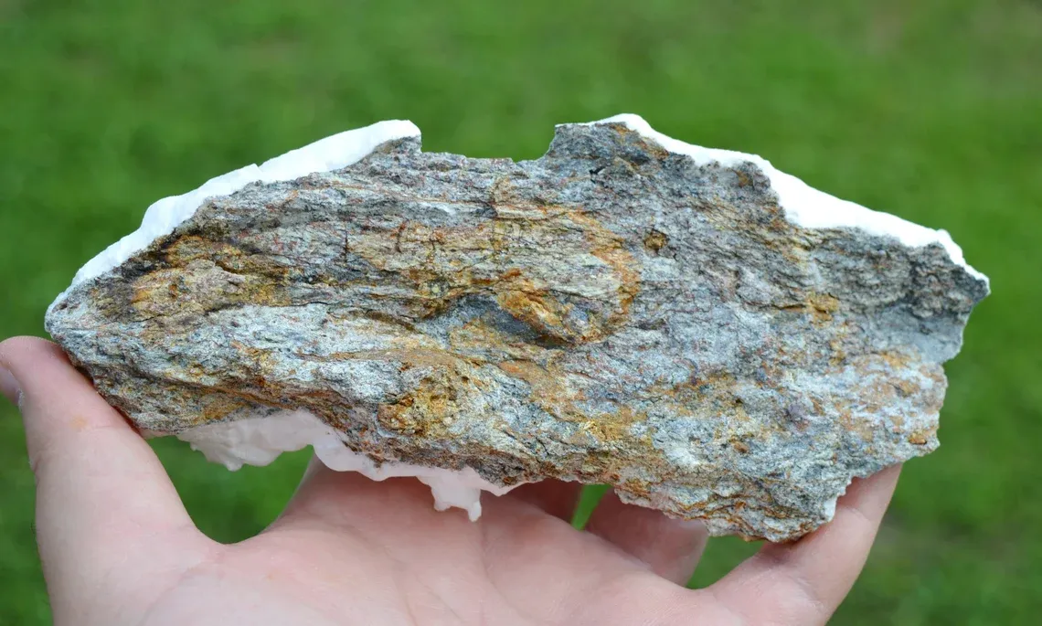 Aragonite 436 grams - Lead mines, Altenberg, Ste Marie-aux-Mines, Haut-Rhin, Alsace, France - image 6