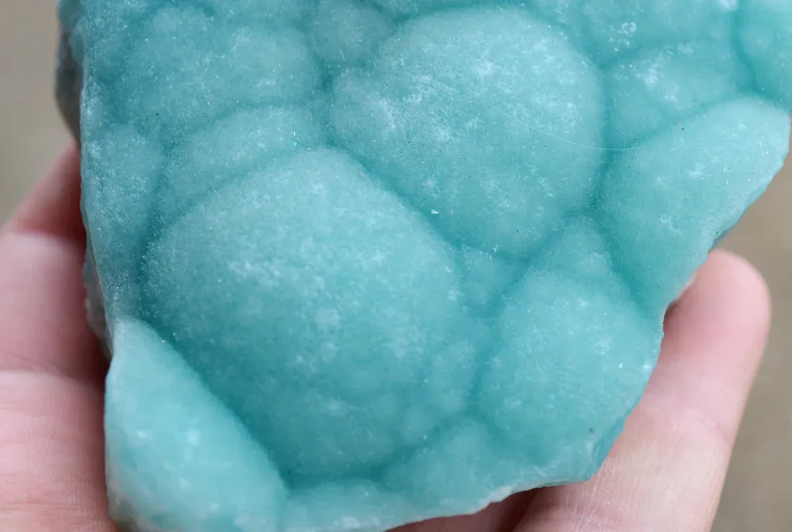 Aragonite 579 grams - Helmand province, Afghanistan - image 8